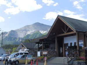 横瀬駅からの武甲山
